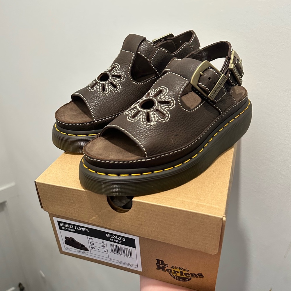 Dr Martens Dunnet Flower Sandals
